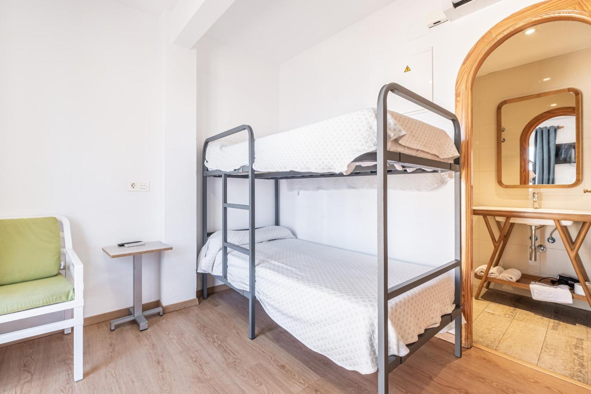 Apartamentos El Castell Benidorm Old-Town المظهر الخارجي الصورة