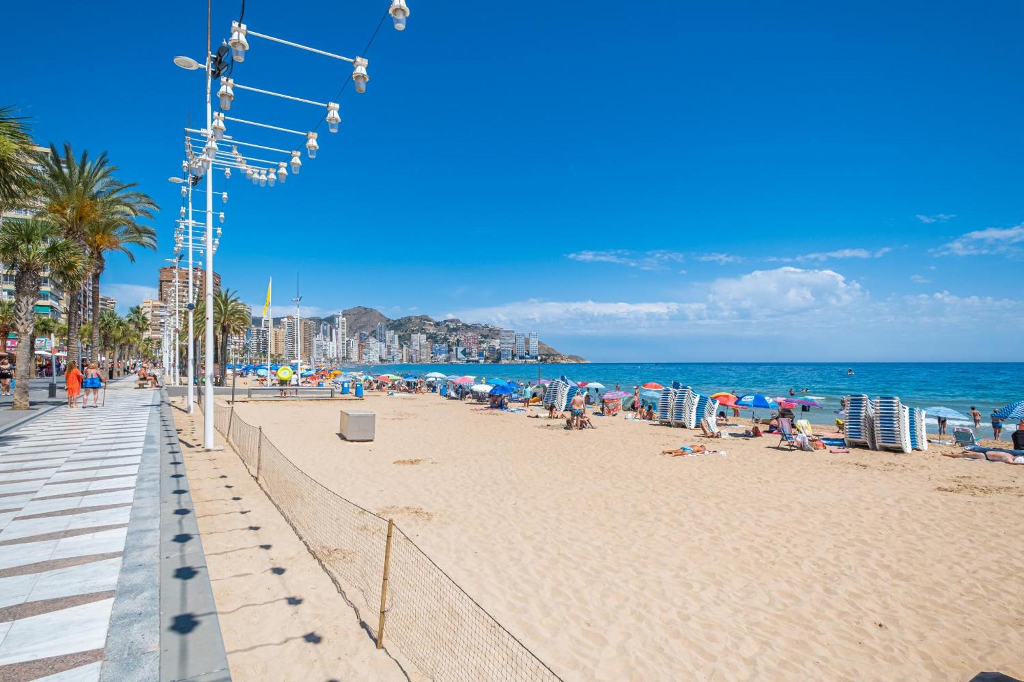 Apartamentos El Castell Benidorm Old-Town المظهر الخارجي الصورة