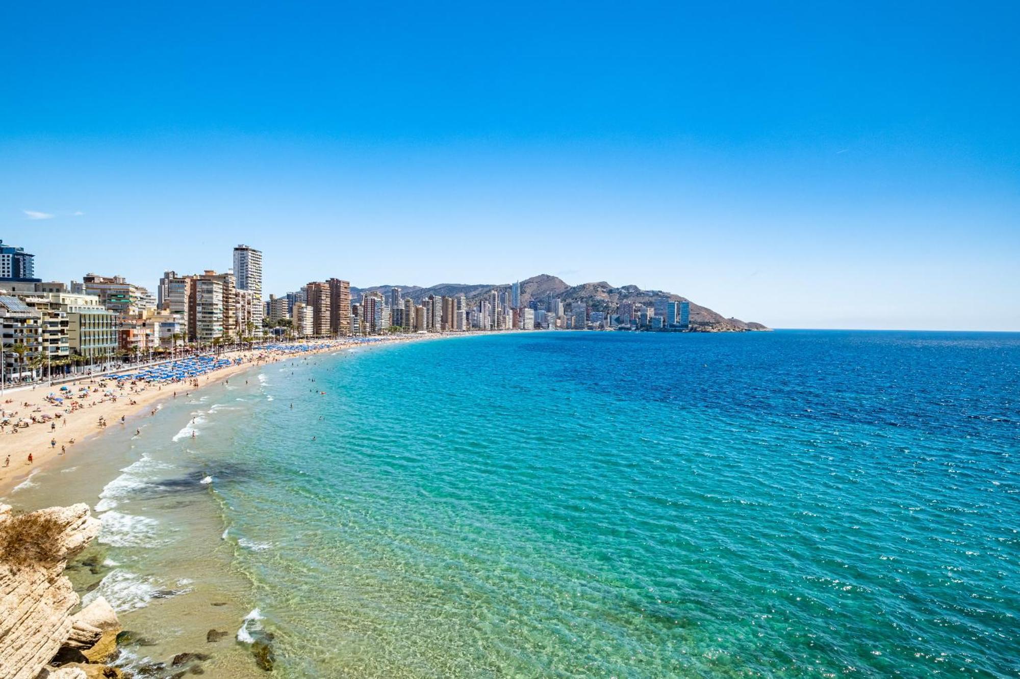 Apartamentos El Castell Benidorm Old-Town المظهر الخارجي الصورة