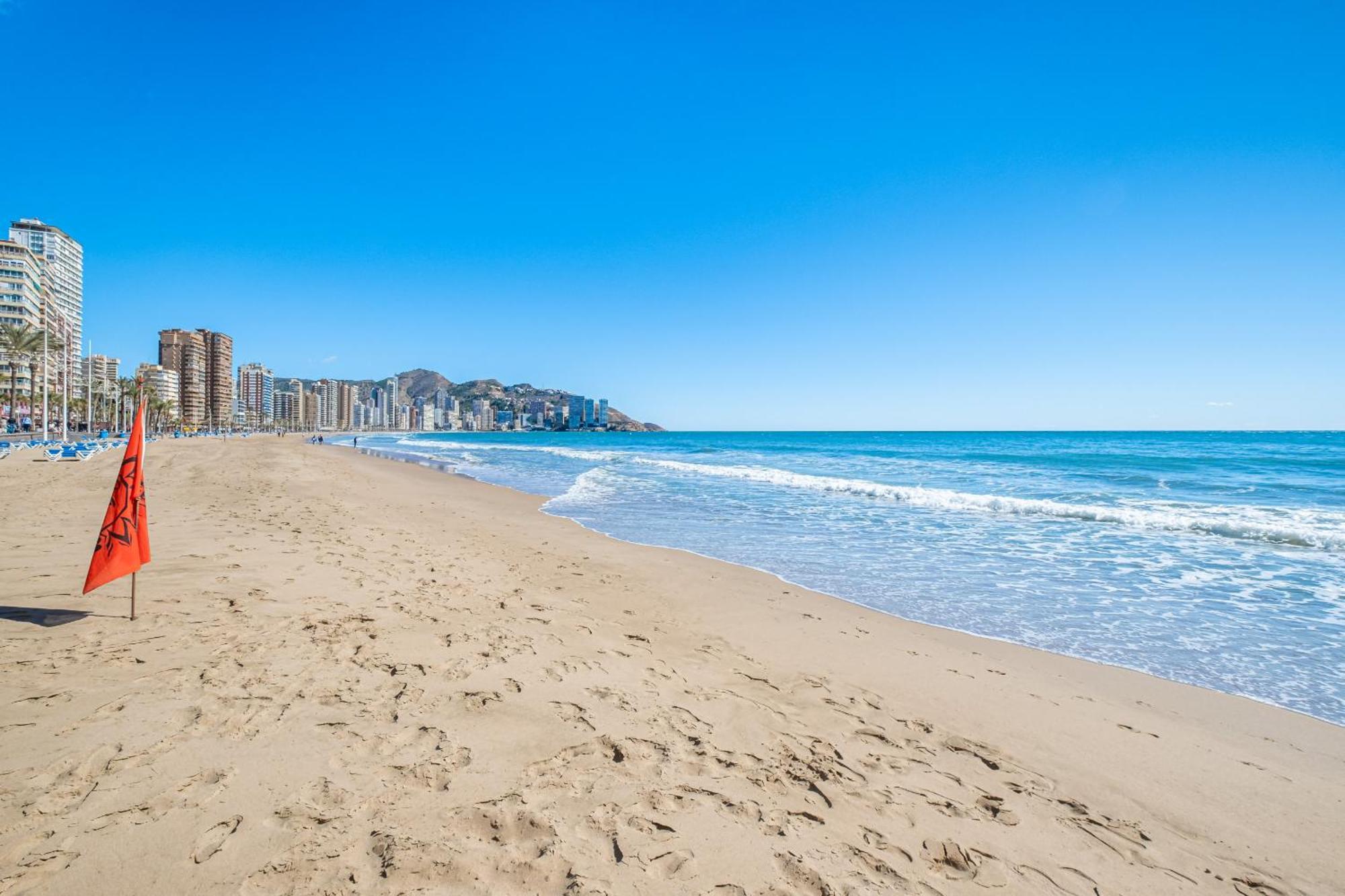 Apartamentos El Castell Benidorm Old-Town المظهر الخارجي الصورة