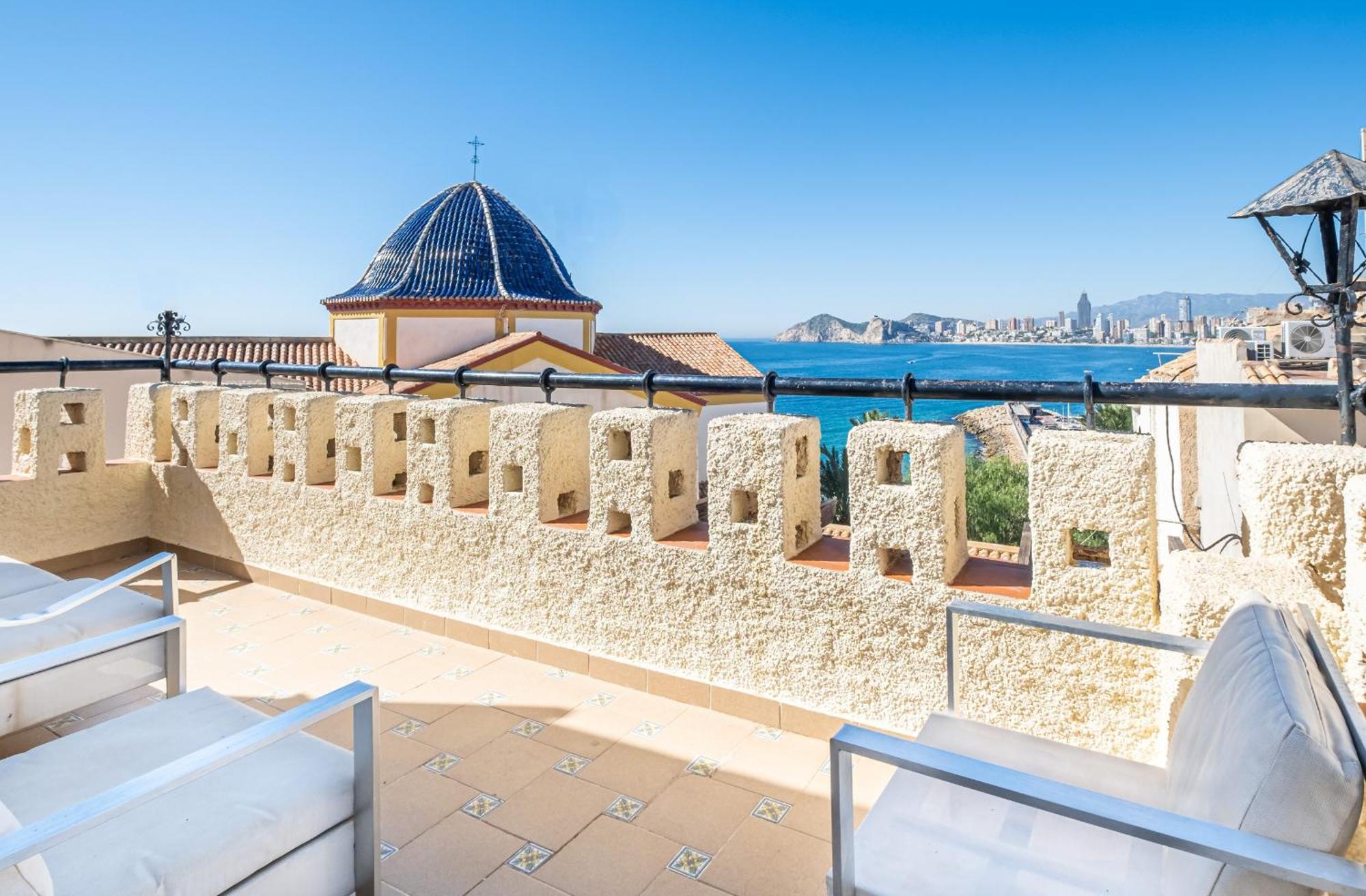 Apartamentos El Castell Benidorm Old-Town المظهر الخارجي الصورة