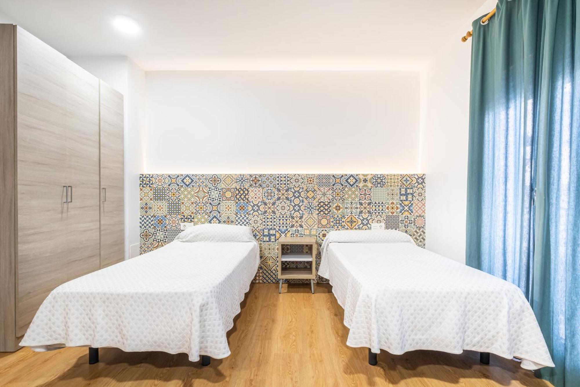 Apartamentos El Castell Benidorm Old-Town الغرفة الصورة